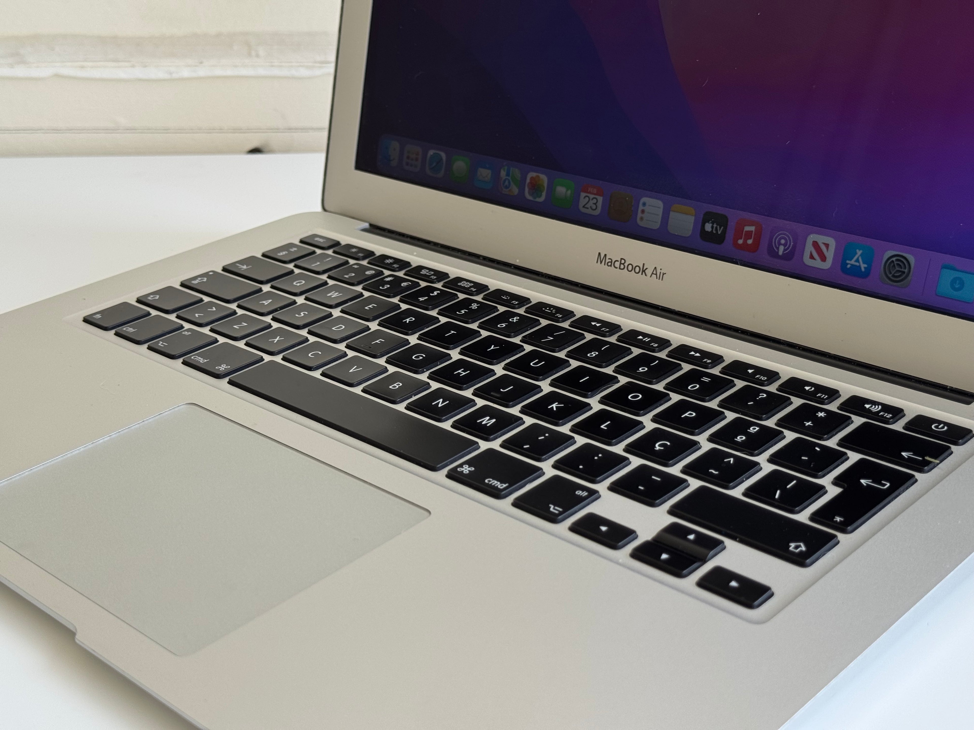 2017 Macbook Air Core i7